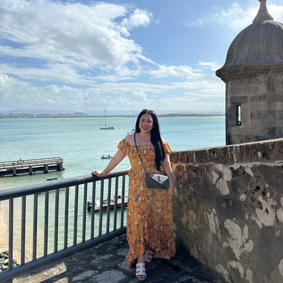 Meet your Posher, Gigi - Picture 4 of 7